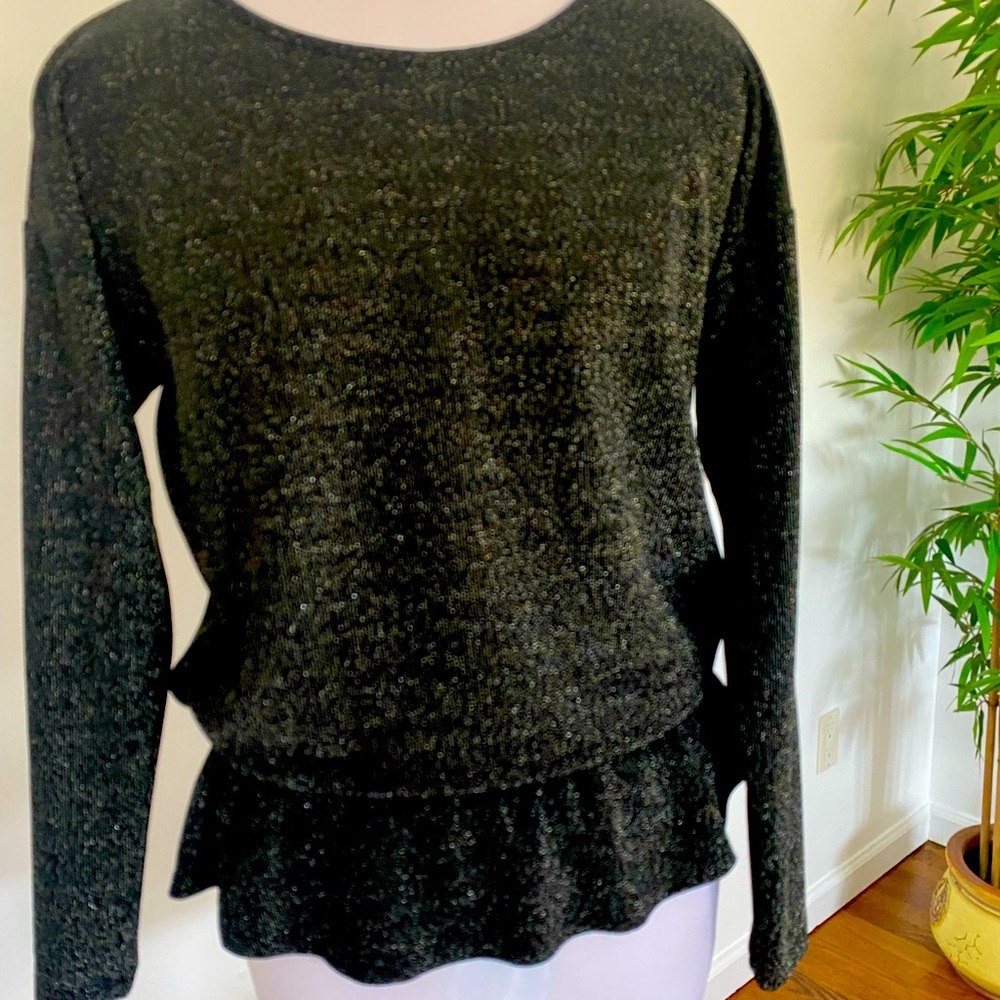 Alfani black shimmering top size small